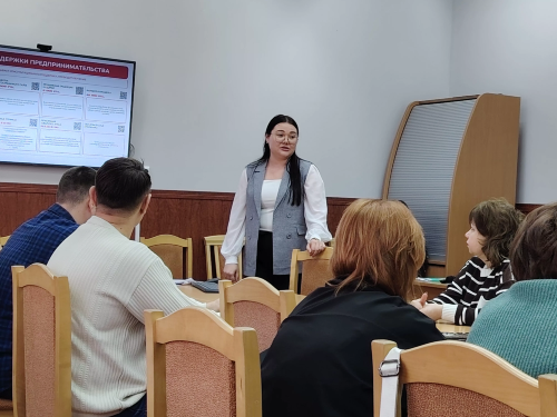 В Кингисеппе состоялось выездное консультирование предпринимателей по вопросам поддержки и развития бизнеса